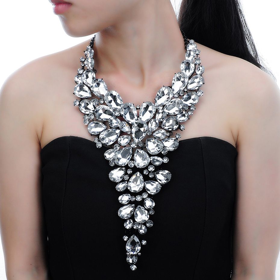 Femmes Mode Pendentif Fleur de Cristal Choker Chunky Déclaration Chaîne Bib Collier Femmes Mode Pendentif Fleur de Cristal Choker Chunky Déclaration Chaîne Bib Collier