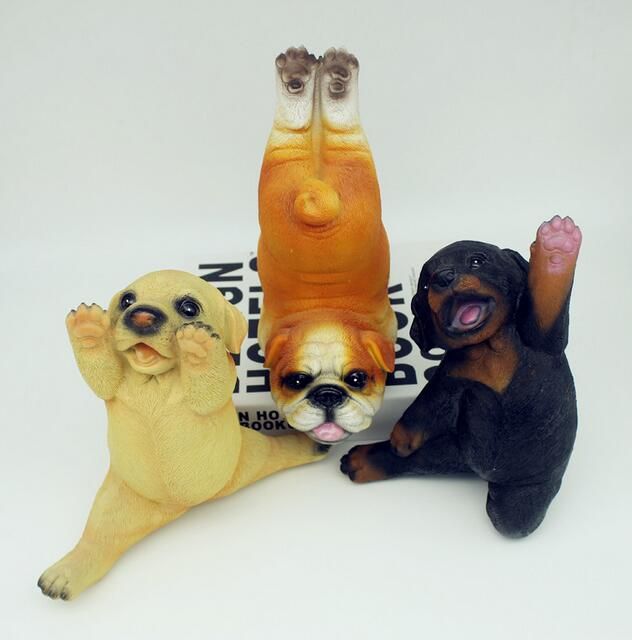 Golden Retriever Dobermann Pug Statue Simulation Yoga Puppy