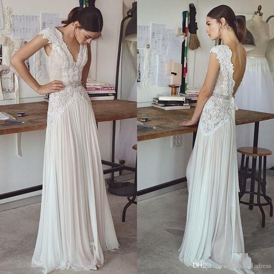 Compra Vestidos De Boda De Boho Beach Vuelos Atractiva Con El Casquillo  2019 Del V Cuello Sin Respaldo Falda Plisada Envoltura Elegante De Bohemia  Vestidos De Novia BA6464 Barato | Entrega Rápida