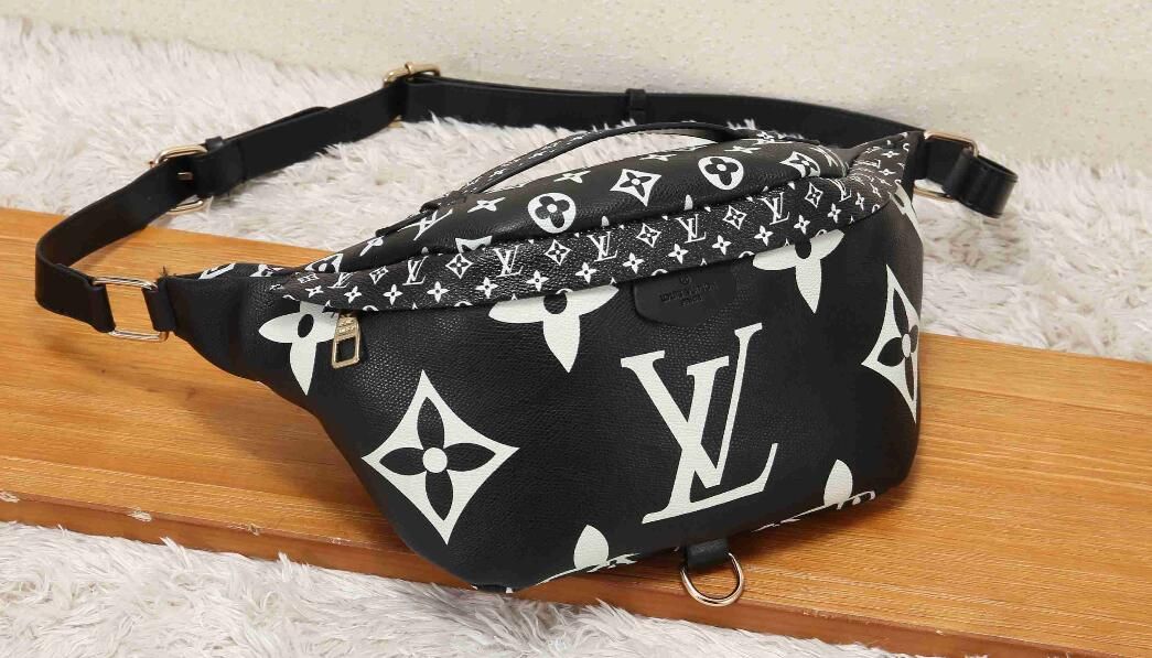 Authentic LOUIS VUITTON Bum Bag  Valamode