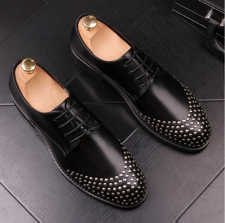 Melhor E Mais Barato Sapatos Clássicos Rebite Sapatos De Couro Casuais  Sapatos Masculinos Homens Do Desenhista Oxford Sapato Sapatos De Couro  Formal Sapato Social Masculino SP200 Para Venda | DHgate.Com