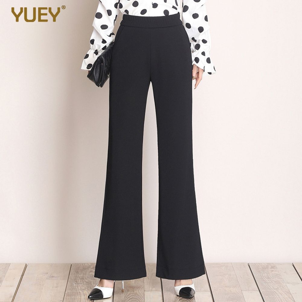 calças largas pretas