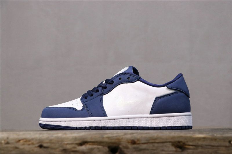 sapato alto brilho marinha