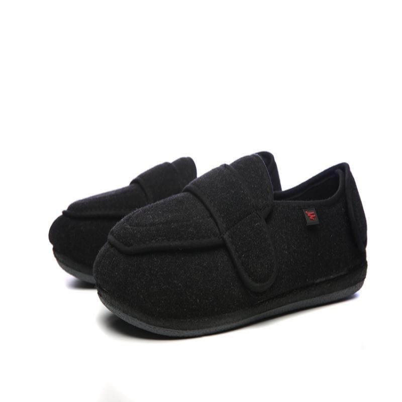 soft wide shoes for swollen feet