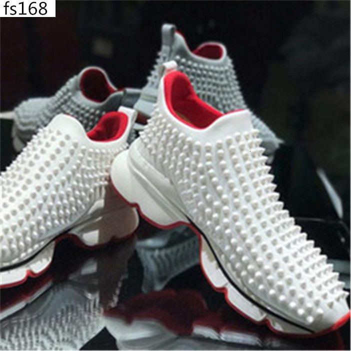 spike sock men