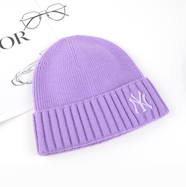 sports stocking caps