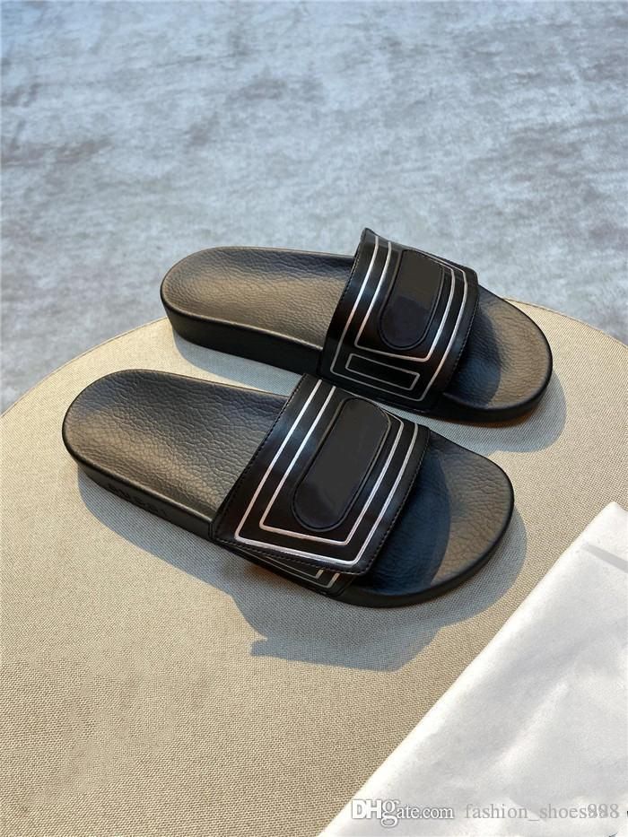 High End Boutique Mens Slippers 