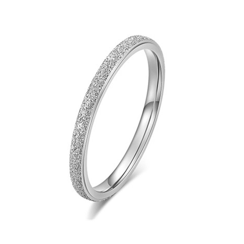 bague en argent blanc