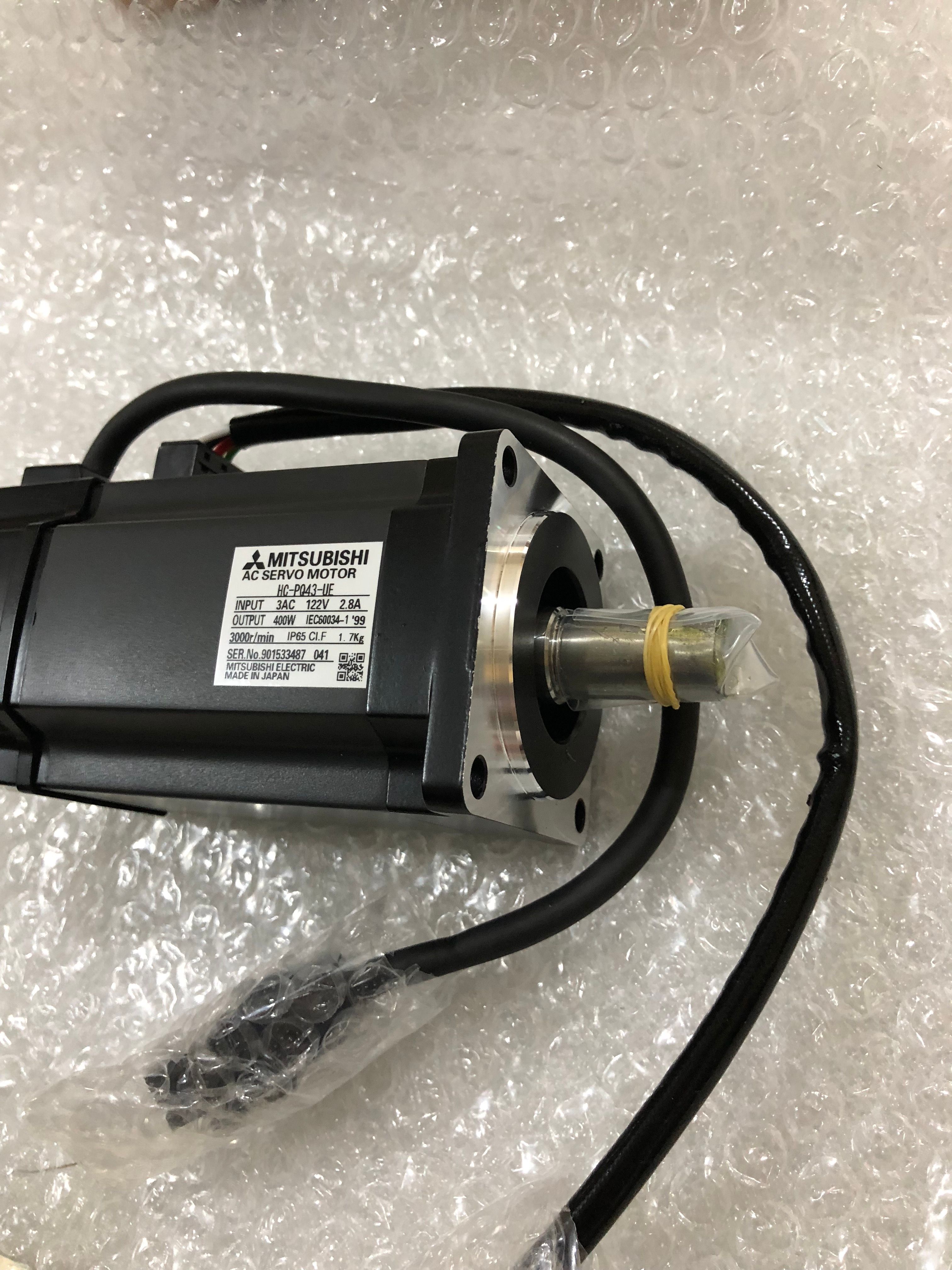 ONE Mitsubishi HC-PQ43-UE Servo Motor New VIA DHL