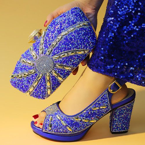 Abbinare la borsa blu (Foto) | Bags Stylosophy