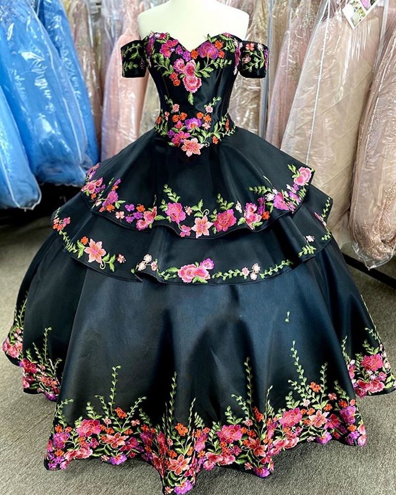 Black Quinceanera Dresses Charro Printed Floral Applique Off The