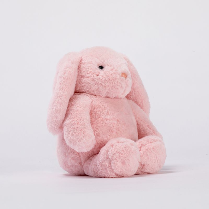 muñeca con orejas de conejo