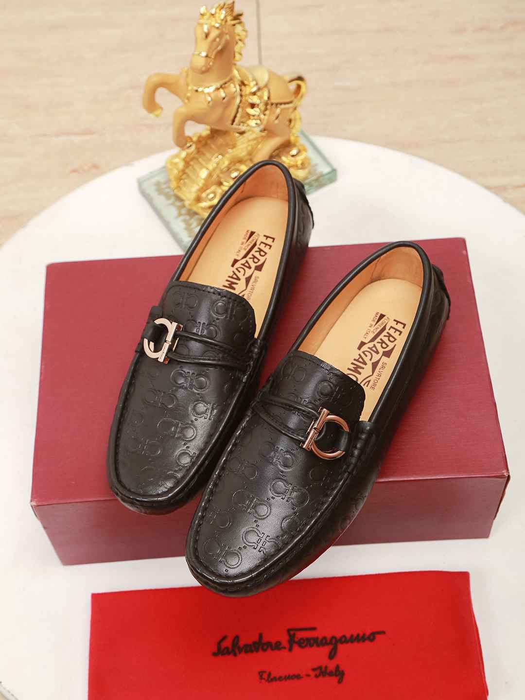 2020 Mens Spring Gentleman Suit Comfortable Soft Bottom Pea