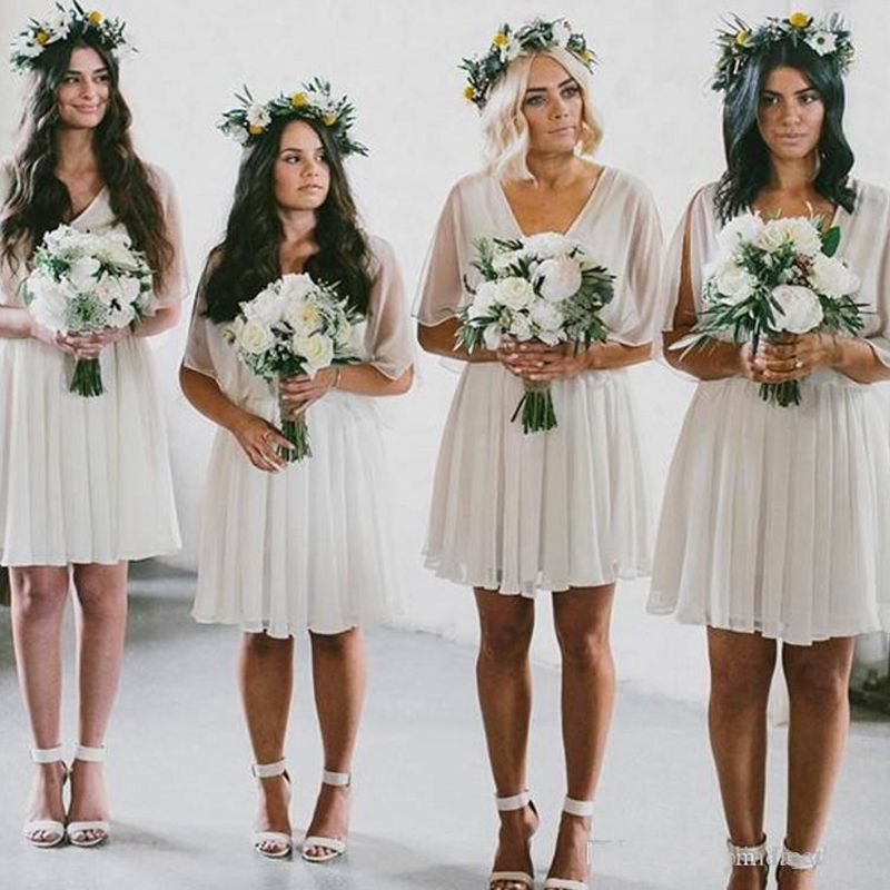 vestido curto para madrinha de casamento na praia