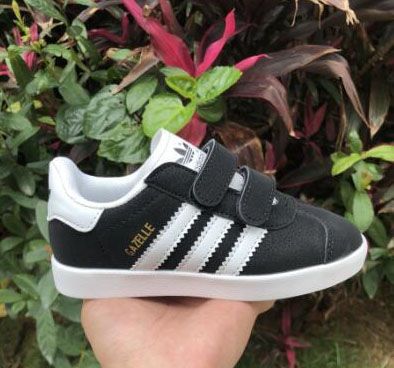 girls black gazelles