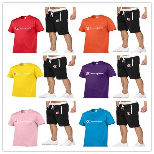 pantaloncini e maglietta champion