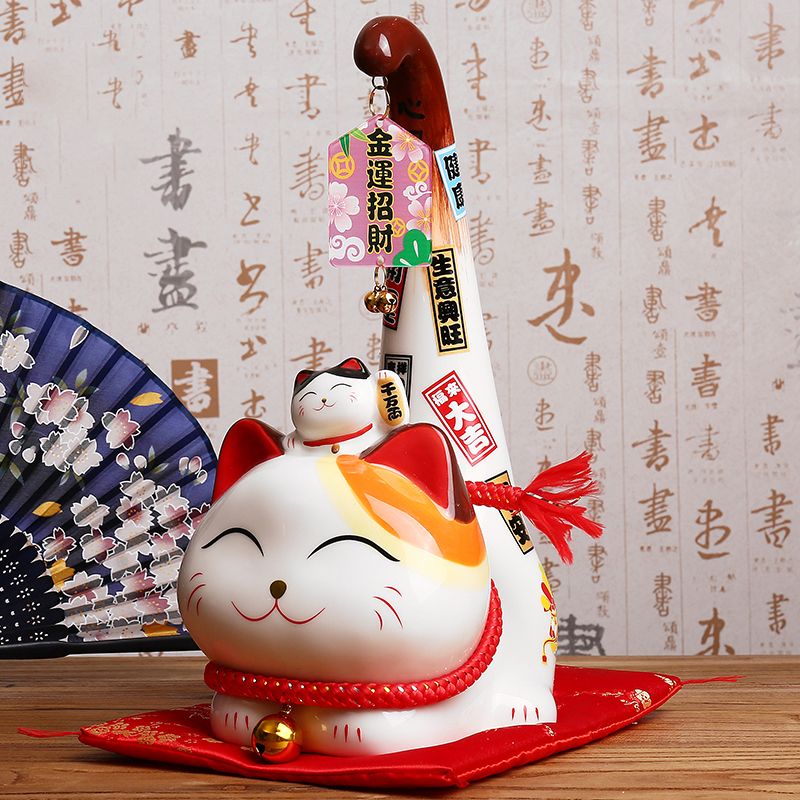 neko statue