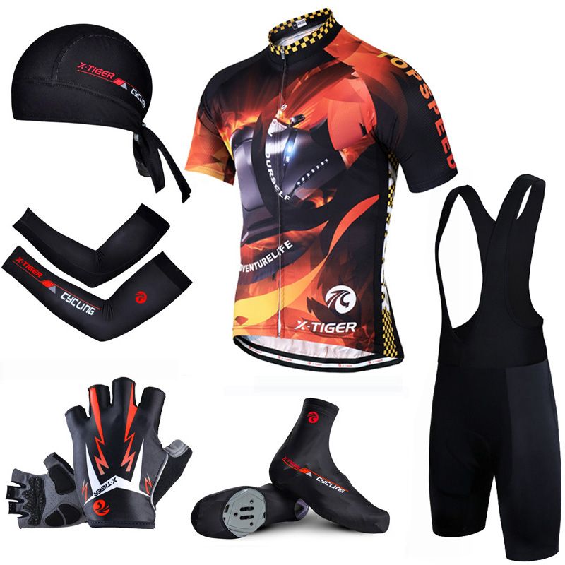 pro cycling clothes