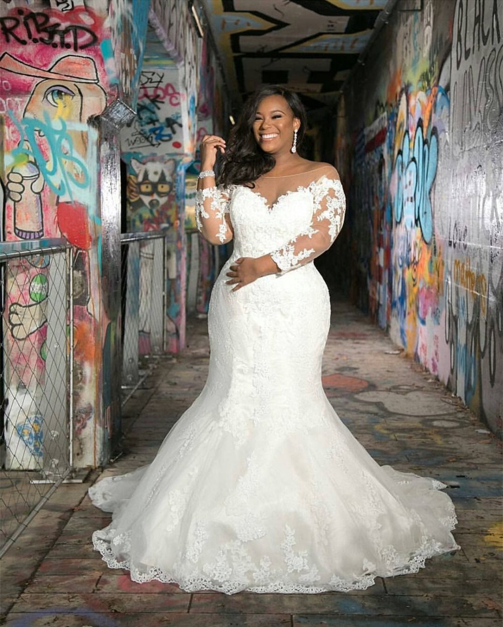 curvy wedding dresses with sleeves