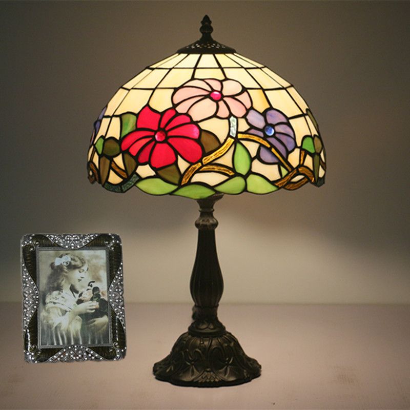 2019 European Stained Glass Light Bedside Desk Lamp Garden Bar Restaurant Vintage Table Lamps Study Lampada Tavolo Dia30cm H49cm From