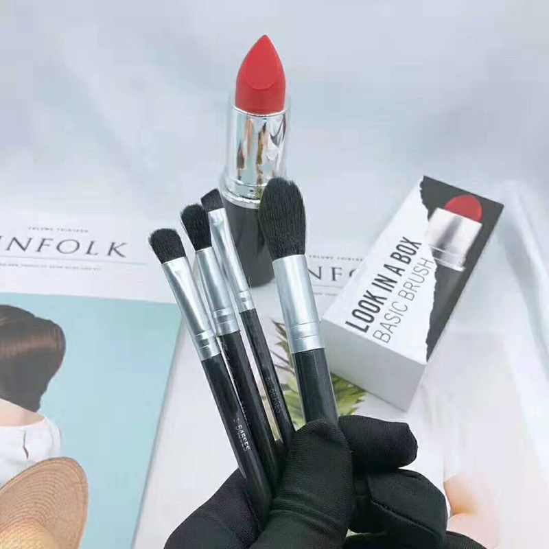 Vendedora caliente del maquillaje M Buscar en un cuadro básico con cepillo 4pcs Big conjunto de Vendedora caliente del maquillaje M Buscar en un cuadro básico con cepillo 4pcs Big conjunto de