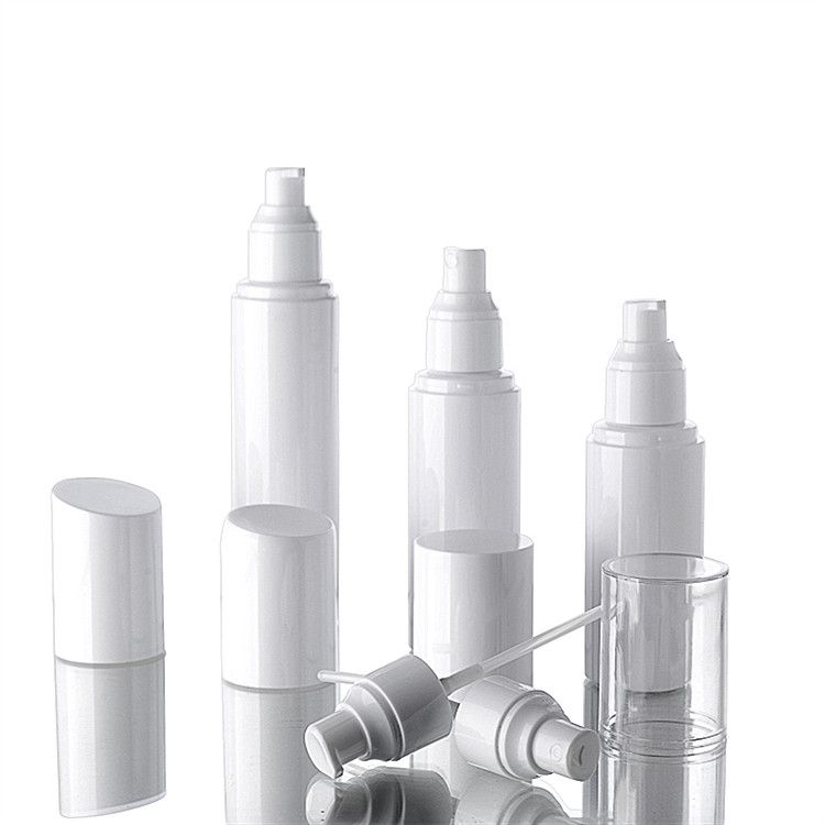 miniature spray bottle