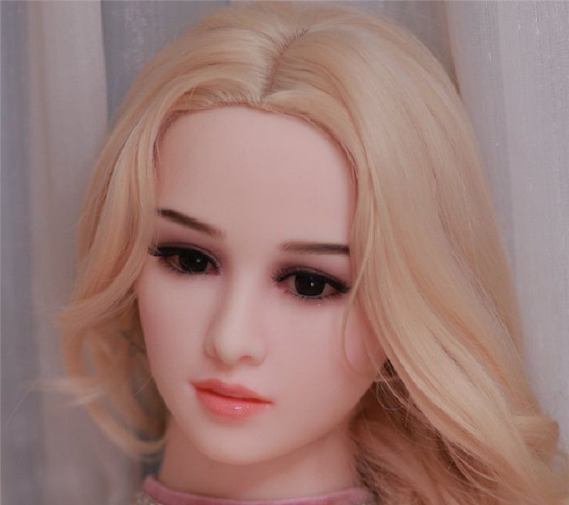 realistic dolls