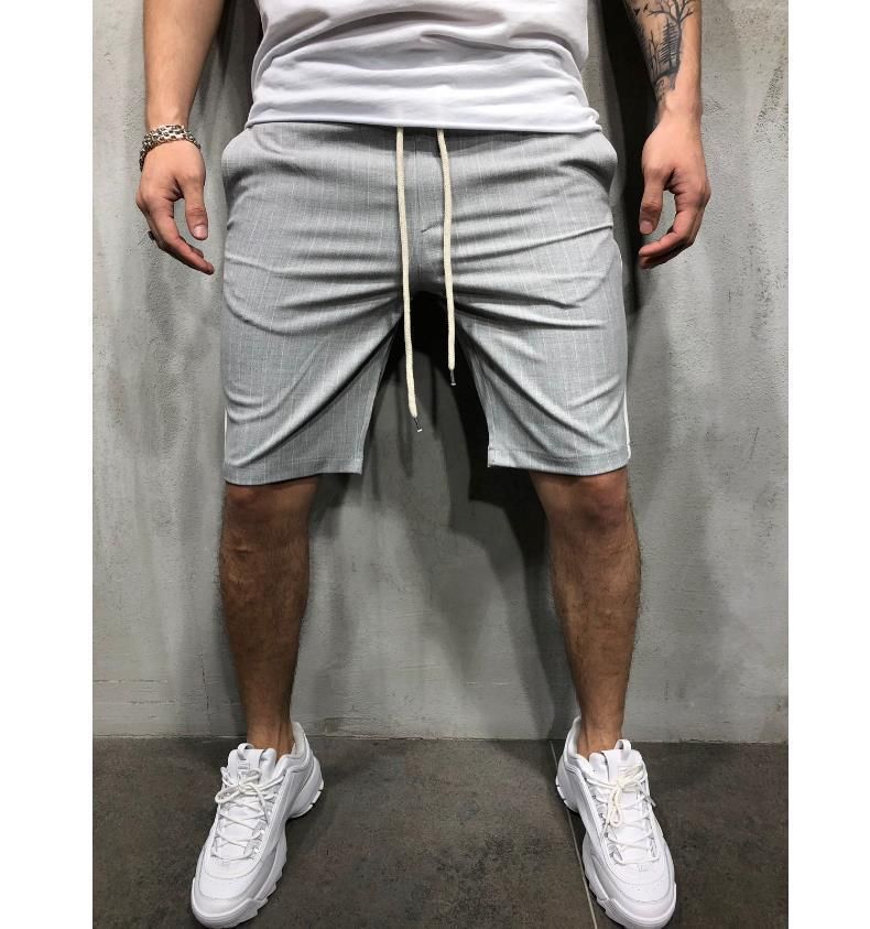Pantalones cortos de los hombres Pantalones cortos ocasionales de raya de raya con cordón