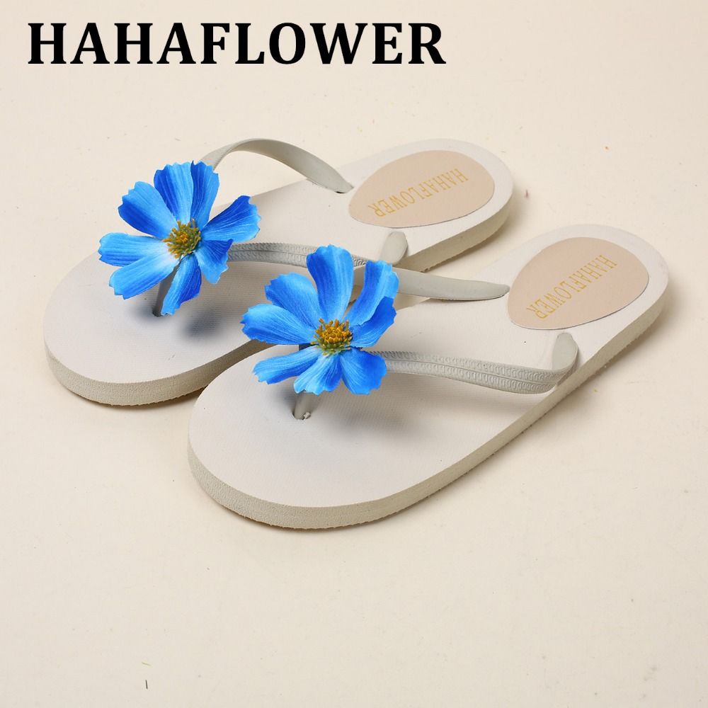 flip flops with big flowers on top