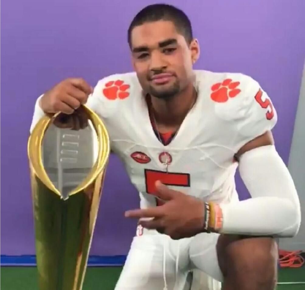 dj uiagalelei clemson jersey