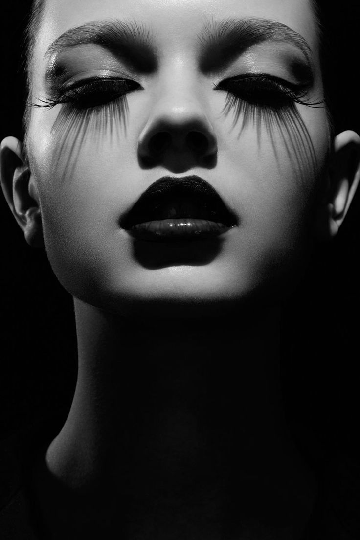 satin al uzun kirpikler ile guzel kadin siyah beyaz sanat ipek baski poster 24x36 inc 60x90 cm 088 tl97 12 tr dhgate com