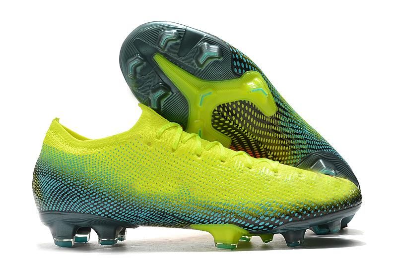 gold football boots junior