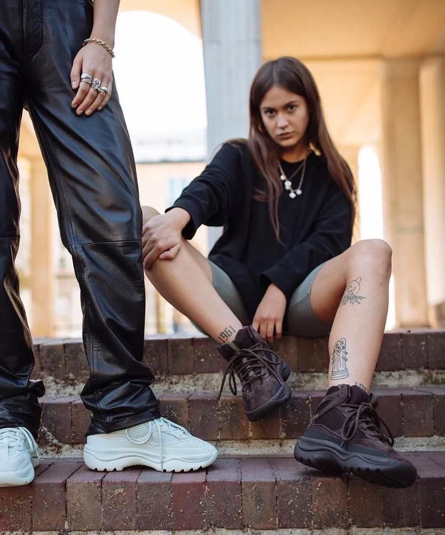 yeezy desert boot outfit