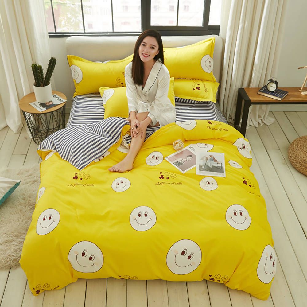 Smiley Face Bedding Set Queen Size Fashionable Creative Yellow