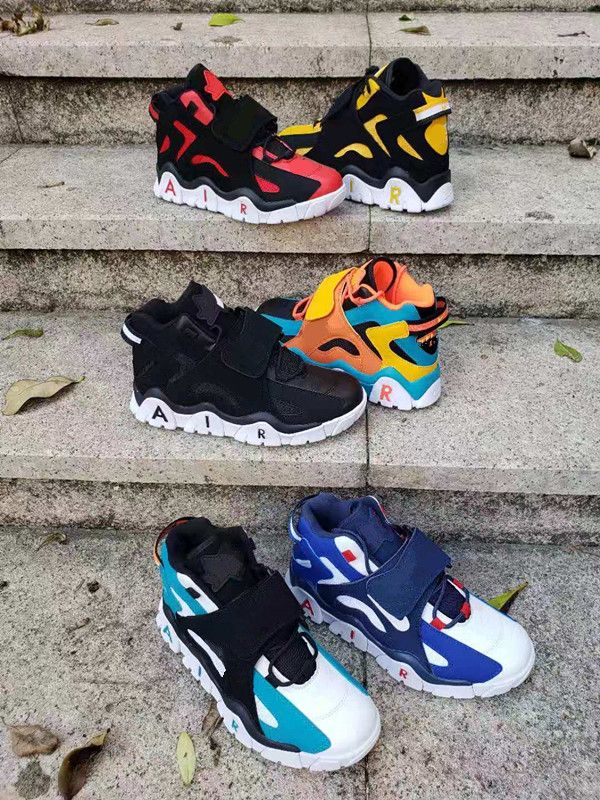nike air barrage mid qs