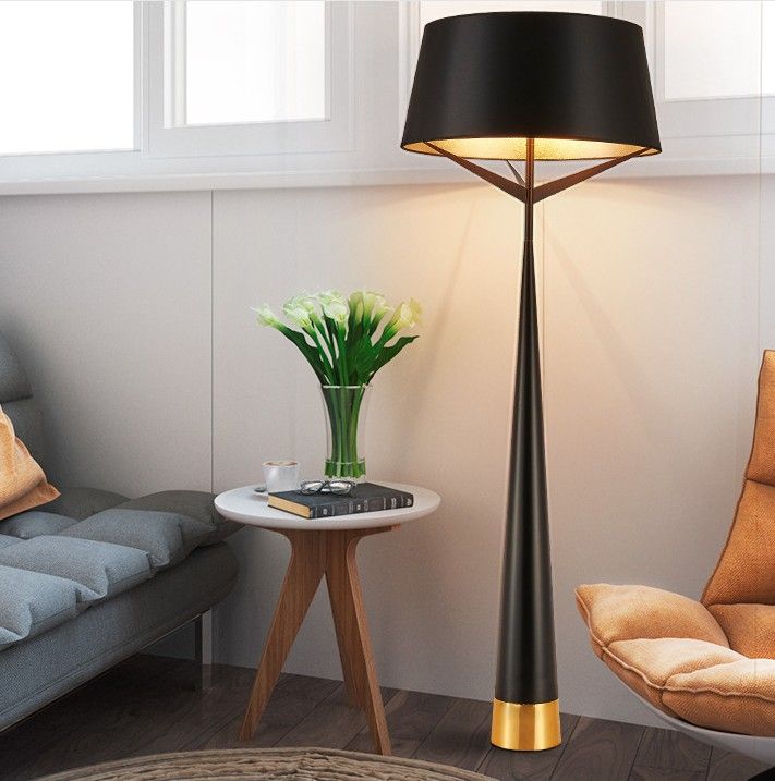 2020 Post Modern Floor Lamp Black Floor Light Table Lamp Metal