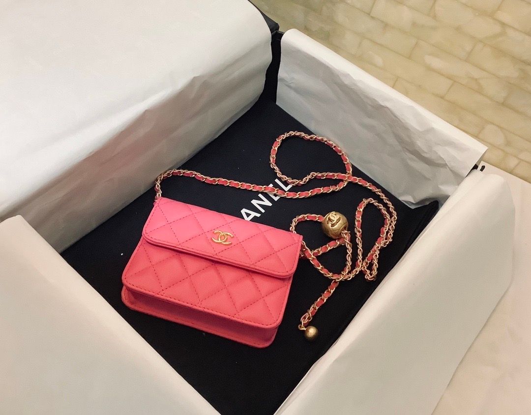 high end women's handbags