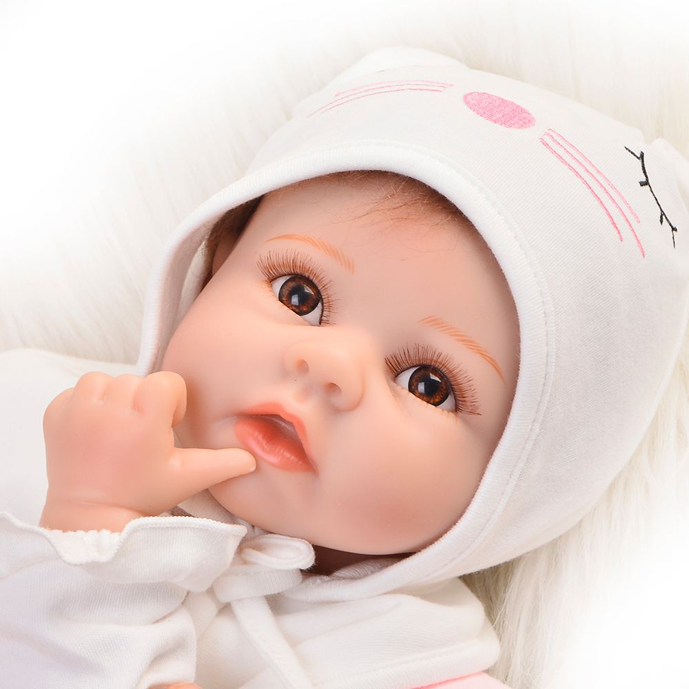 poupee new born