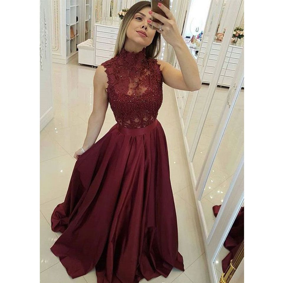 maroon maxi skirt and lace top