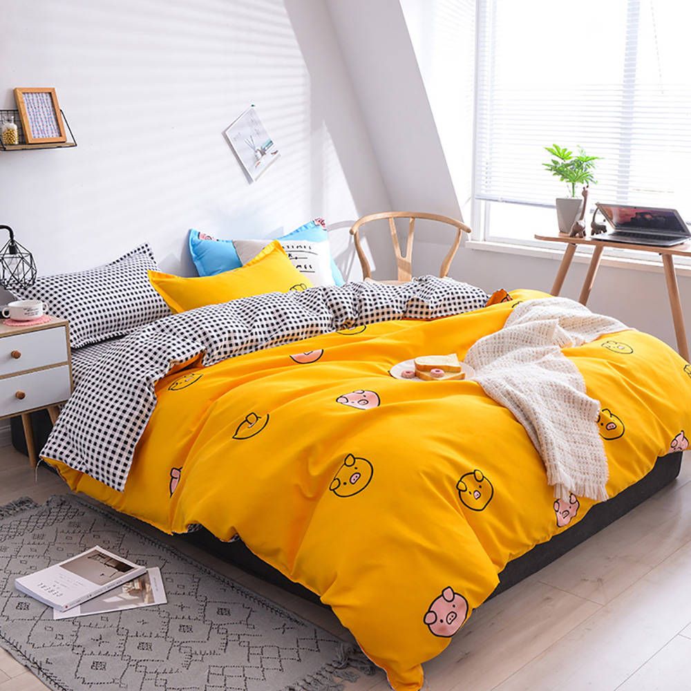 Cute Pig Bedding Set King Size Cartoon Fashionable Yellow Duvet