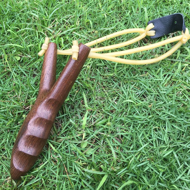 2021 Solid Wood Slingshot Outdoor Entertainment Competitive Shooting
