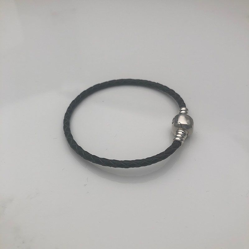 Reflechir Toutpuissant Fausser Bracelet Pandora En Cuir Noir Eclairer Bougies Monica Reflechir Toutpuissant Fausser Bracelet Pandora En Cuir Noir Eclairer Bougies Monica