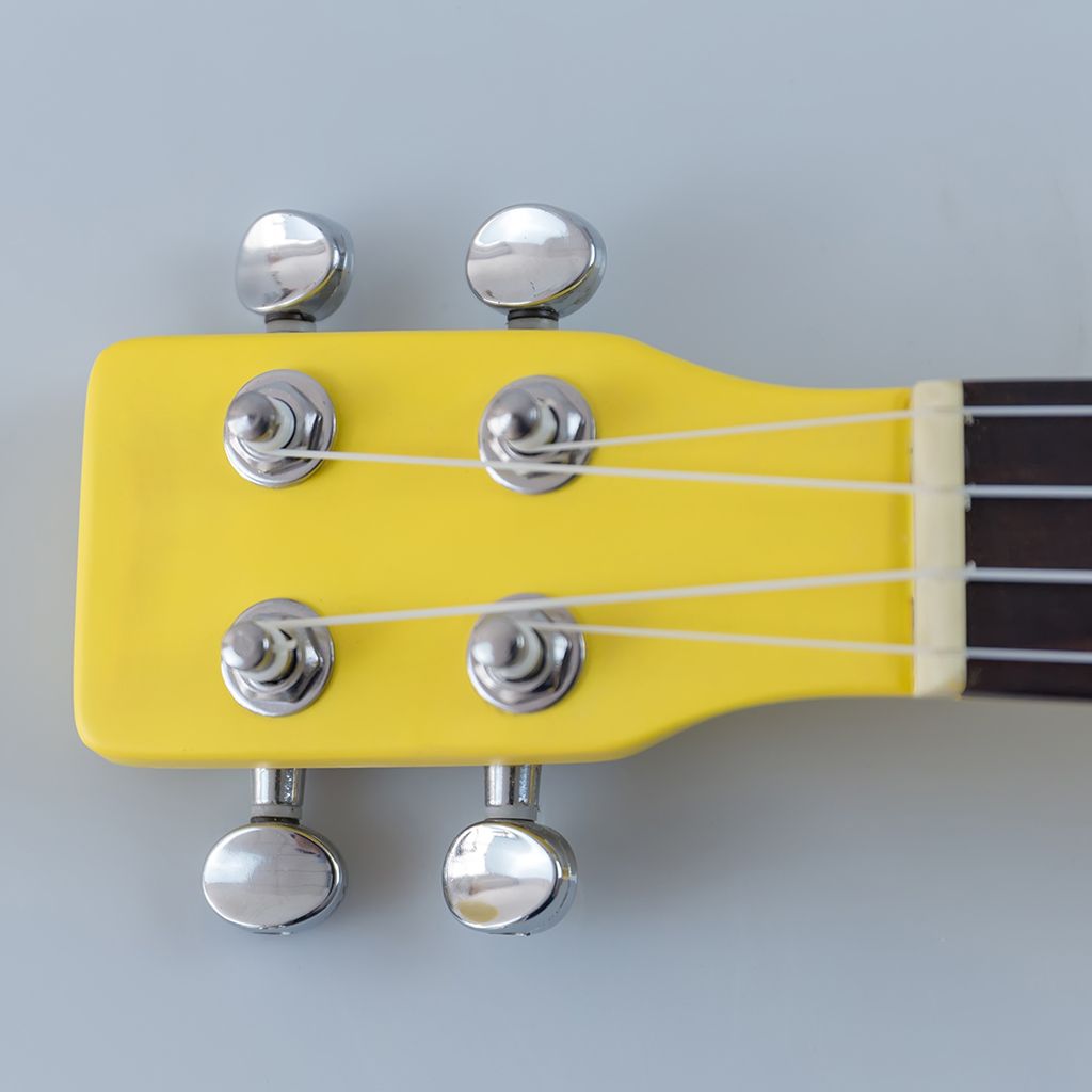 Naomi electric ukulele Clearance