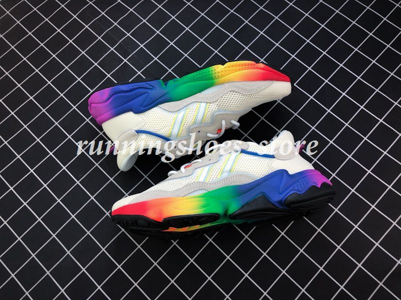 chaussure ozweego pride