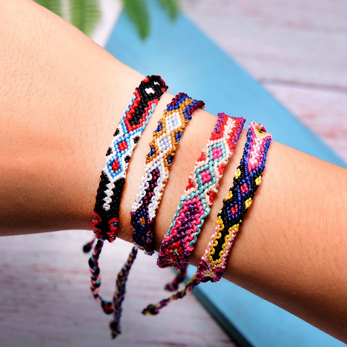 Boho pulseras trenzadas a mano la armadura de la pulsera tejida 0.8cm Bohemia Nepal
