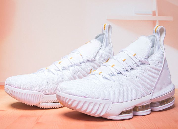 Compre Sports Boy LeBron 16 16s Blanco Negro Oro Azul Amarillo Embarazada  Rojo Escuela Juvenil Jms Xv Zapatillas De Baloncesto A 54,01 € Del  Lilina19710519 | Es.Dhgate.Com