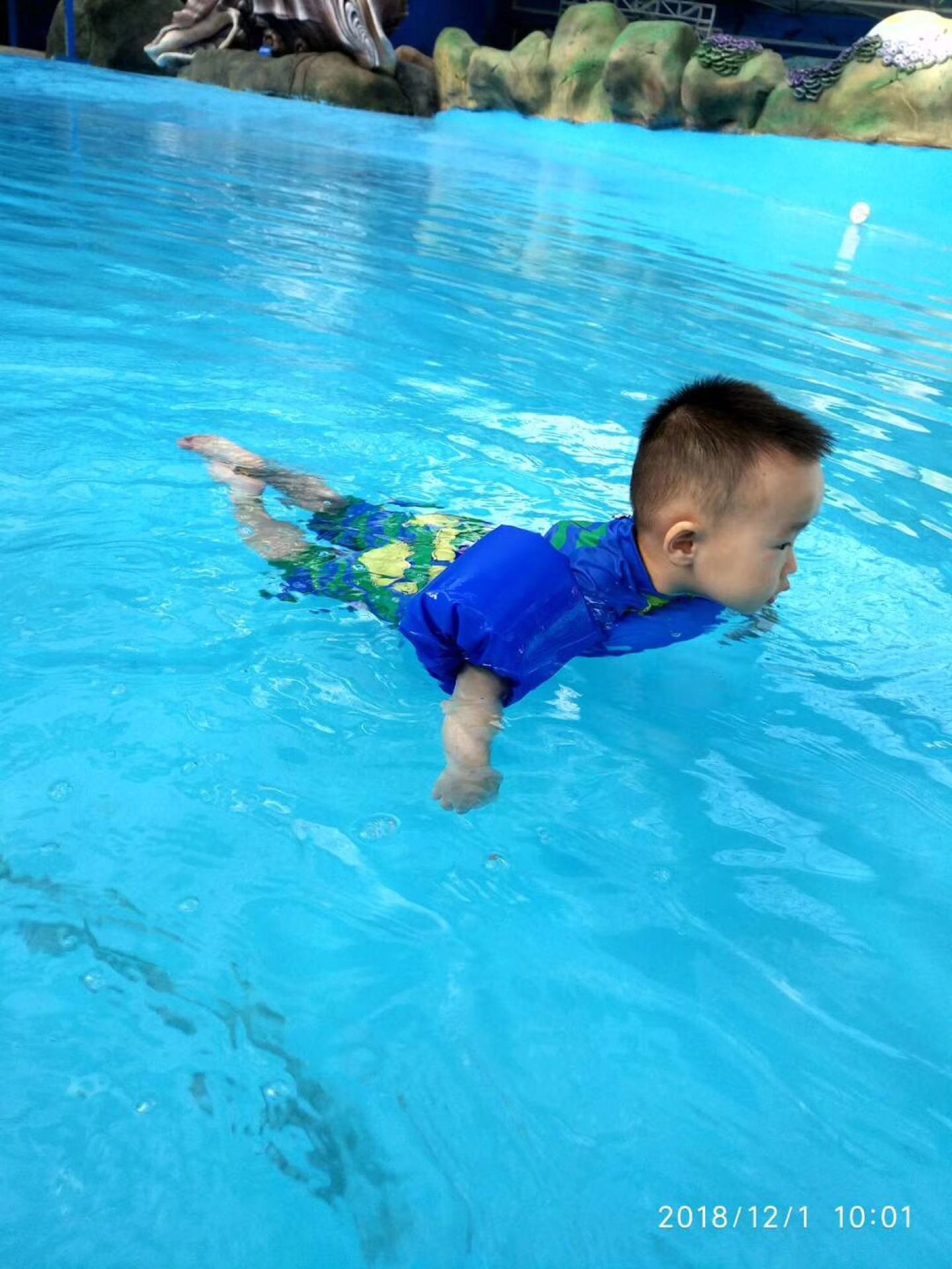 children's swimming rings