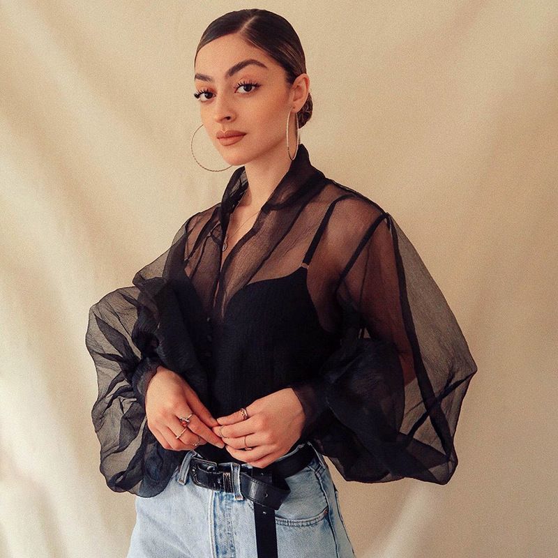 blusa de organza
