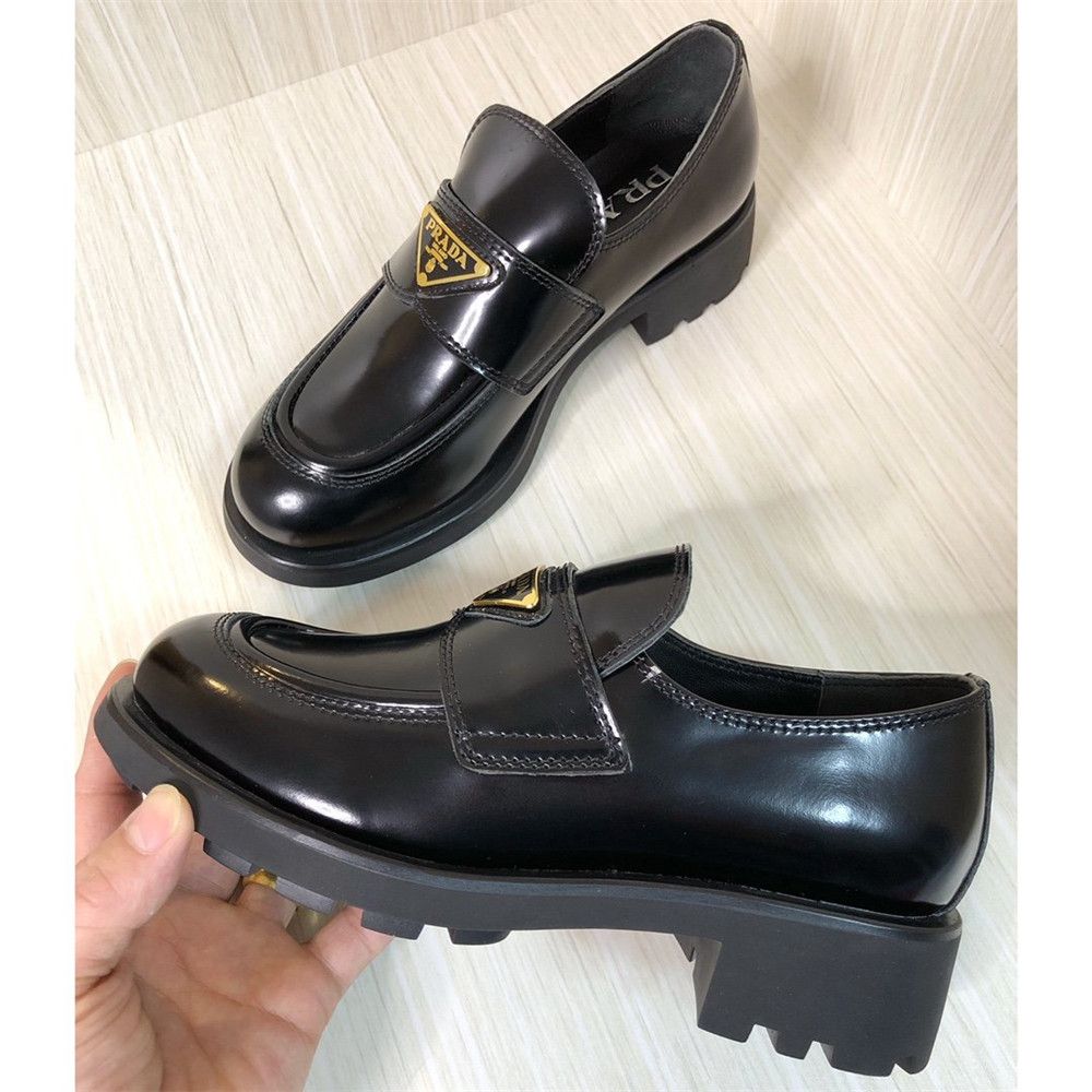 small heel loafers