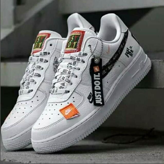 air force one just do it courir